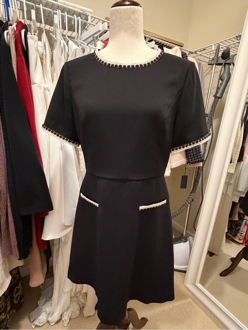 Black Contrast Trim Shift Dress